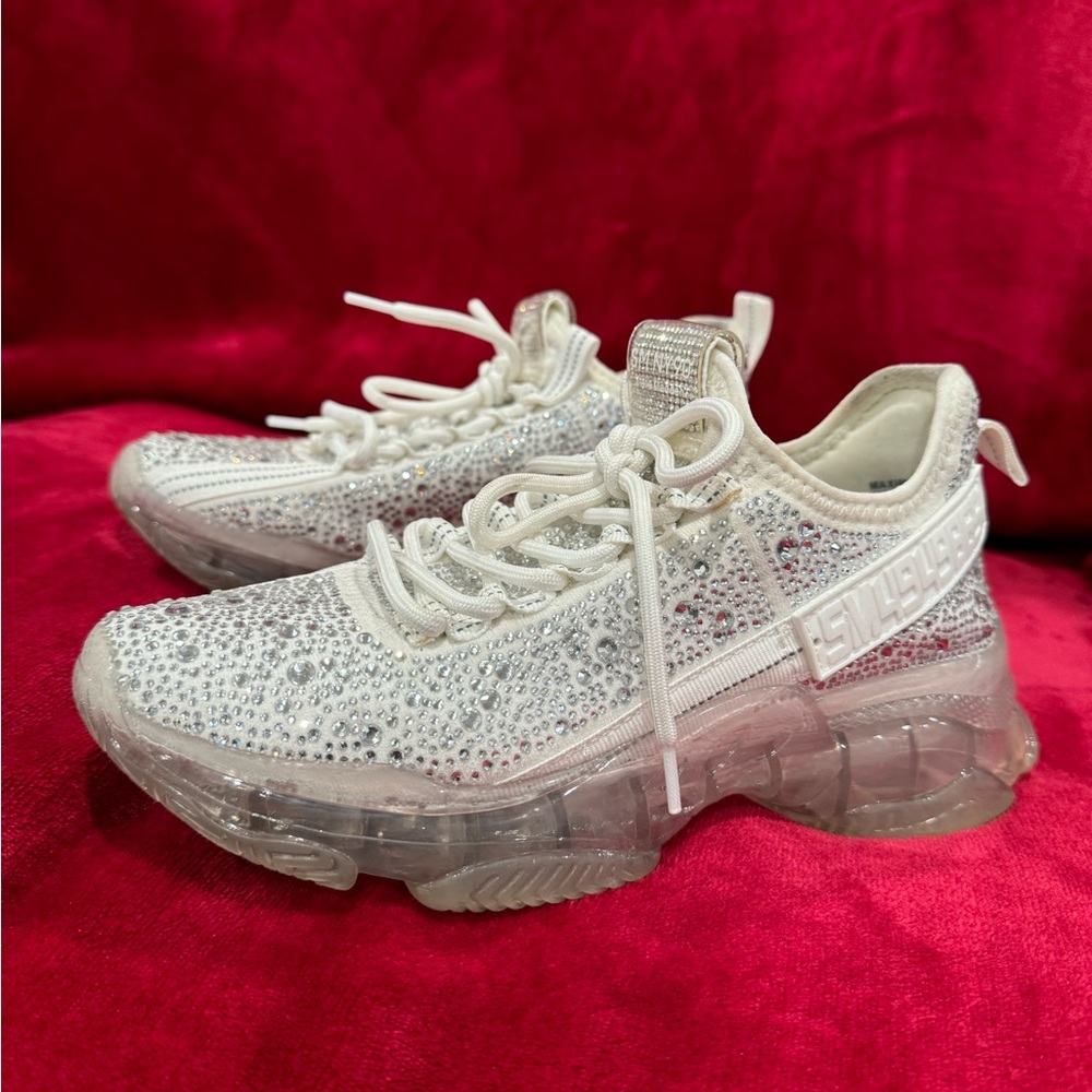 Women sneakers